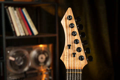 gitarszalon-opt_2200px-2104.jpg