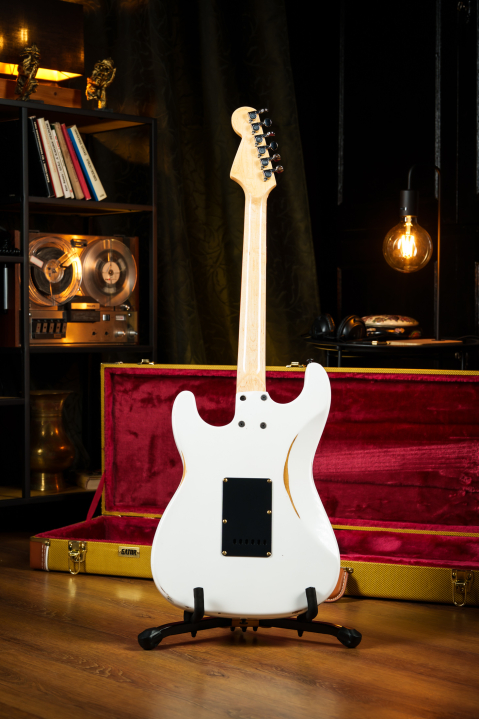 gitarszalon-opt_2200px-1859.jpg