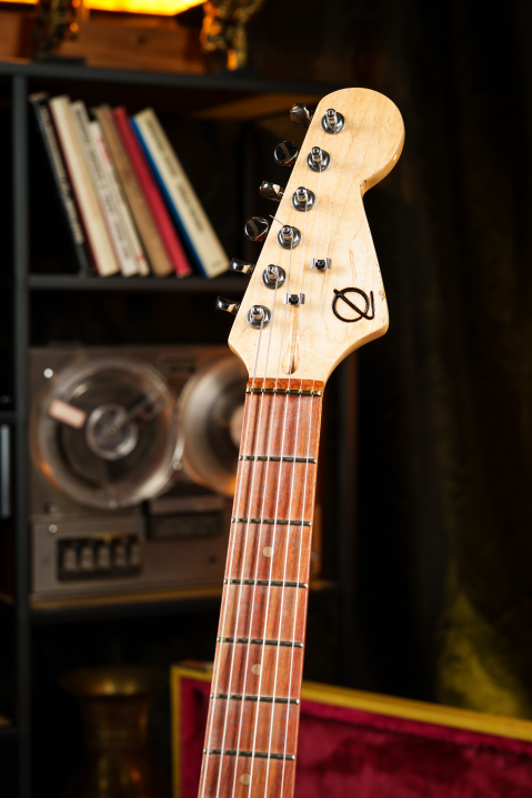 gitarszalon-opt_2200px-1861.jpg