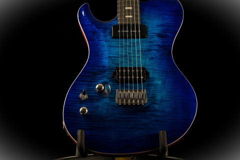 blue_guitar_black_bg-szerk.jpg