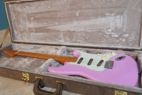 Köves- BENI Stratocaster